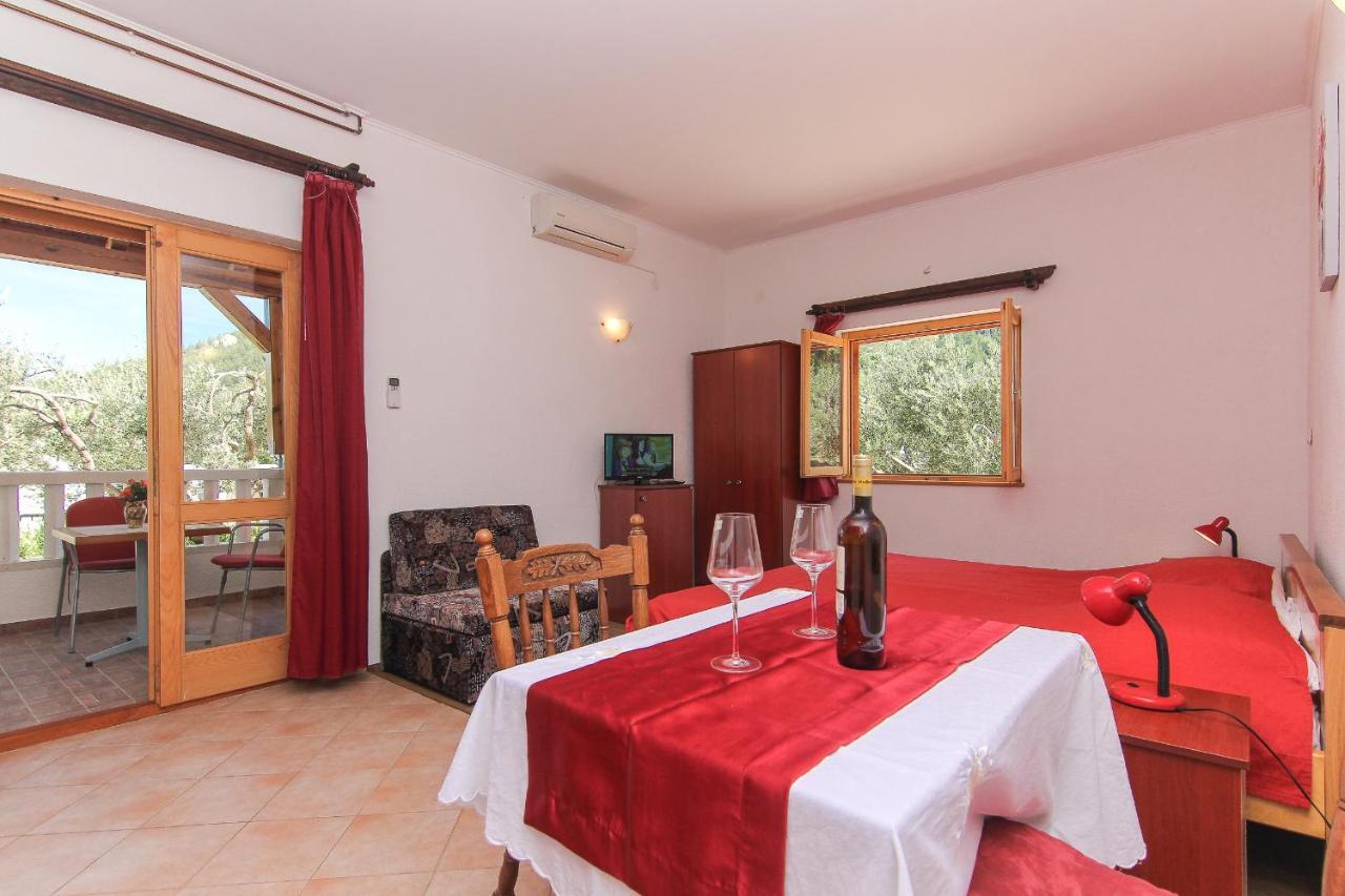 Family Friendly Apartments With A Swimming Pool Baska Voda, Makarska - 12442 Buitenkant foto