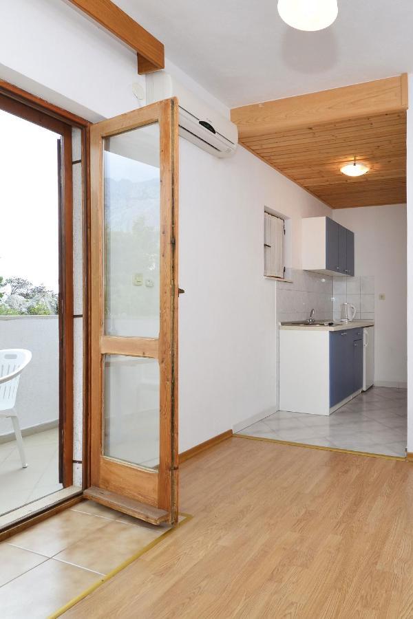 Family Friendly Apartments With A Swimming Pool Baska Voda, Makarska - 12442 Buitenkant foto