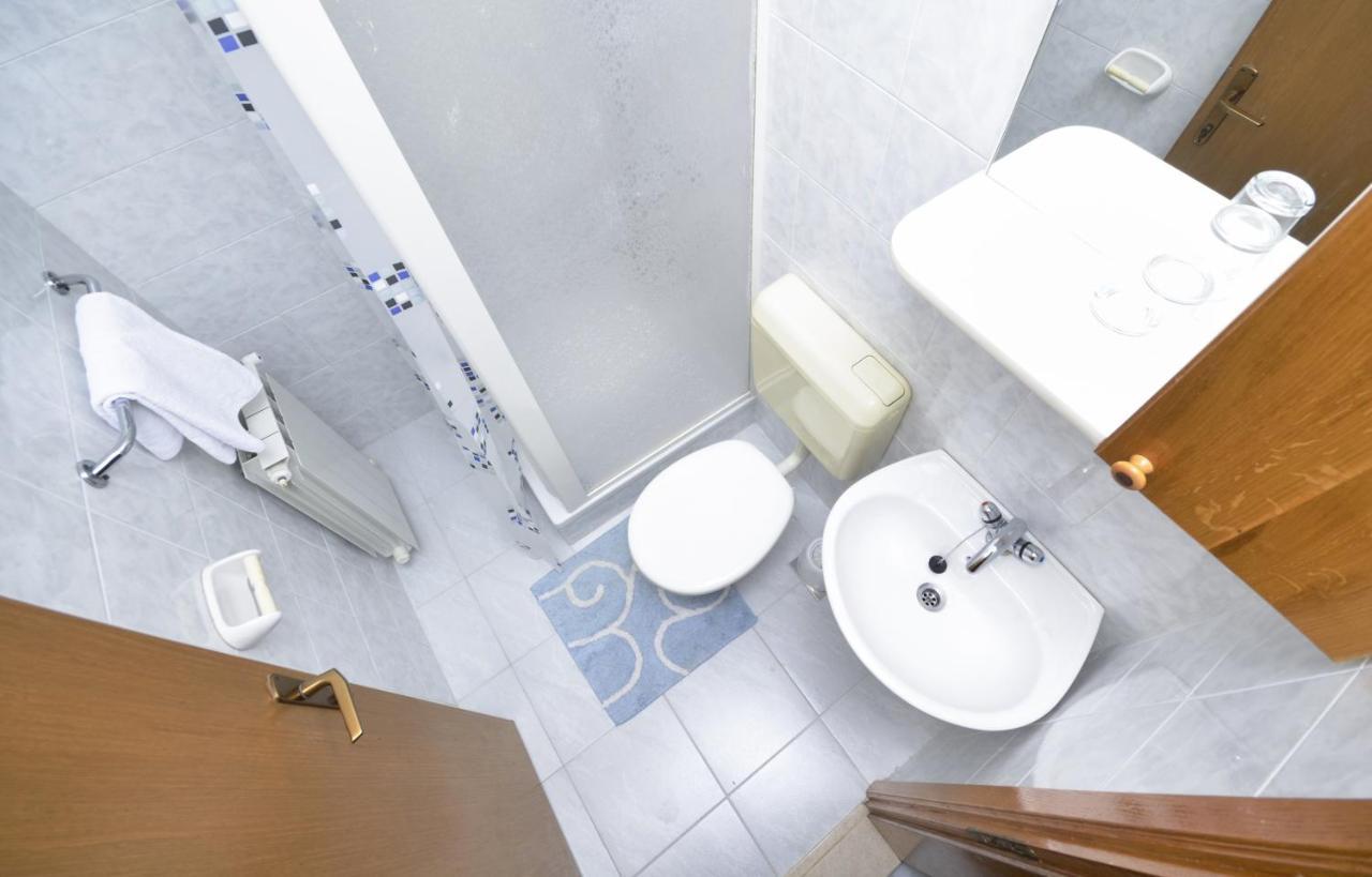 Family Friendly Apartments With A Swimming Pool Baska Voda, Makarska - 12442 Buitenkant foto