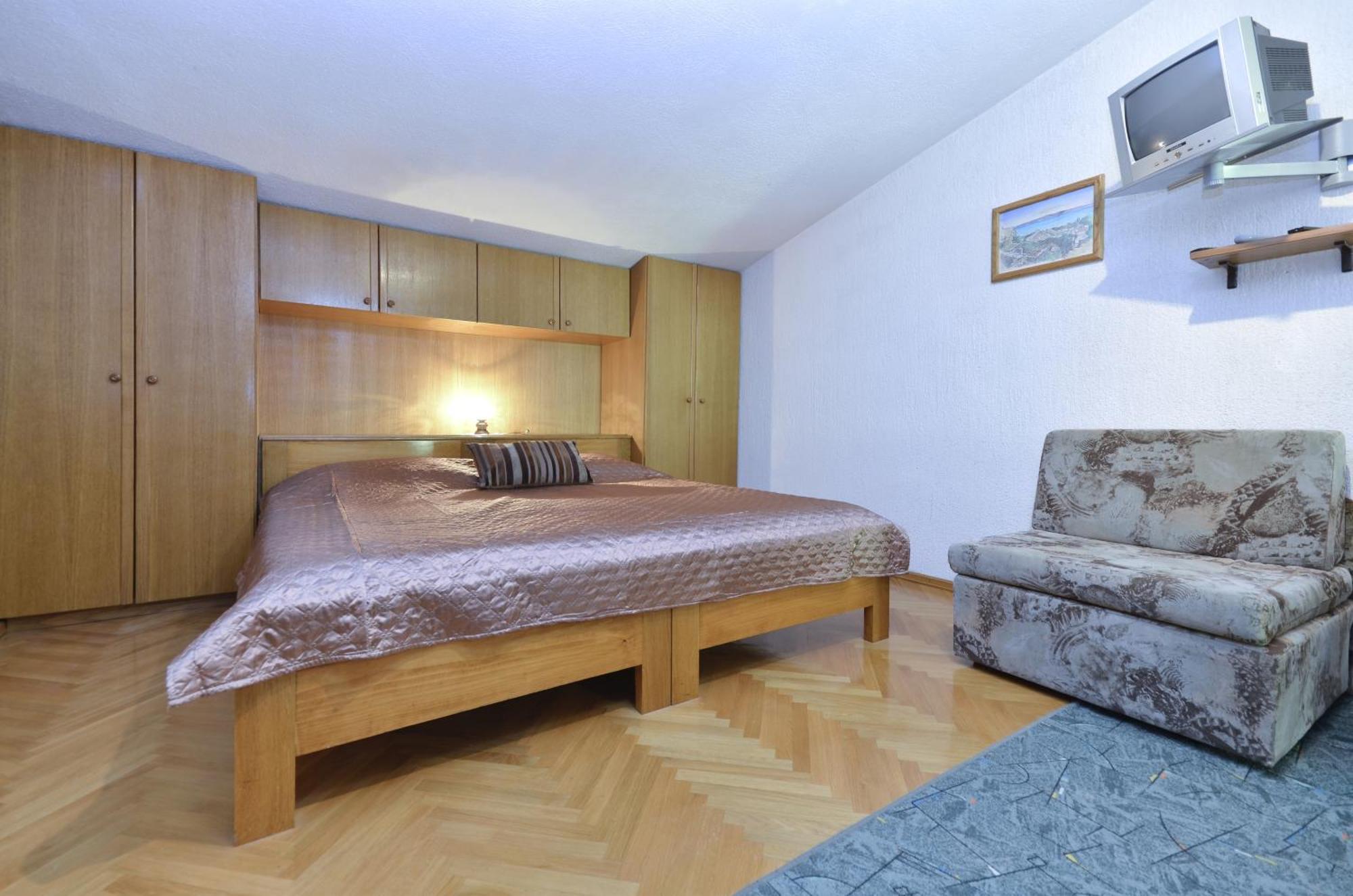 Family Friendly Apartments With A Swimming Pool Baska Voda, Makarska - 12442 Kamer foto