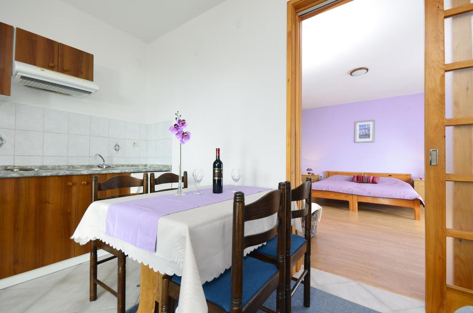 Family Friendly Apartments With A Swimming Pool Baska Voda, Makarska - 12442 Kamer foto